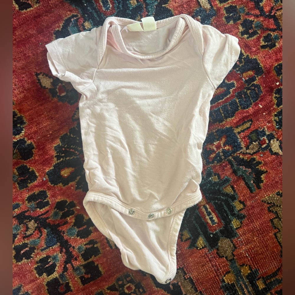 Kyte baby short sleeve onesie